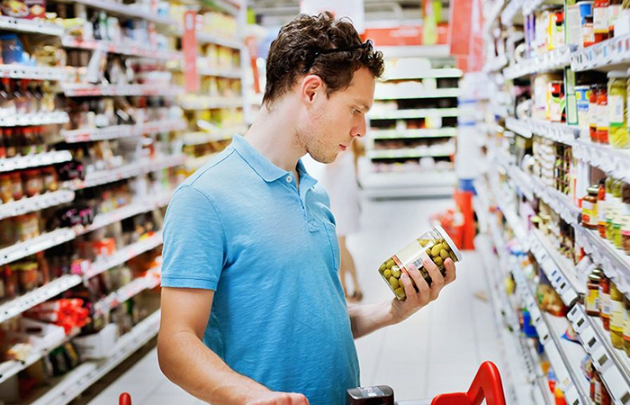 Yiyeceklerin Son Kullanma Tarihi Önemli Midir?